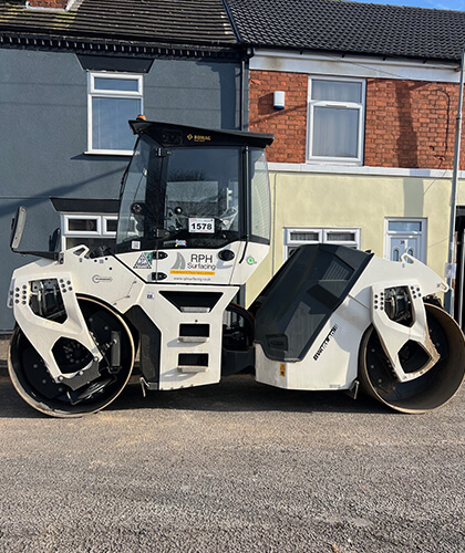 RPH Surfacing - Bomag 161AD Roller